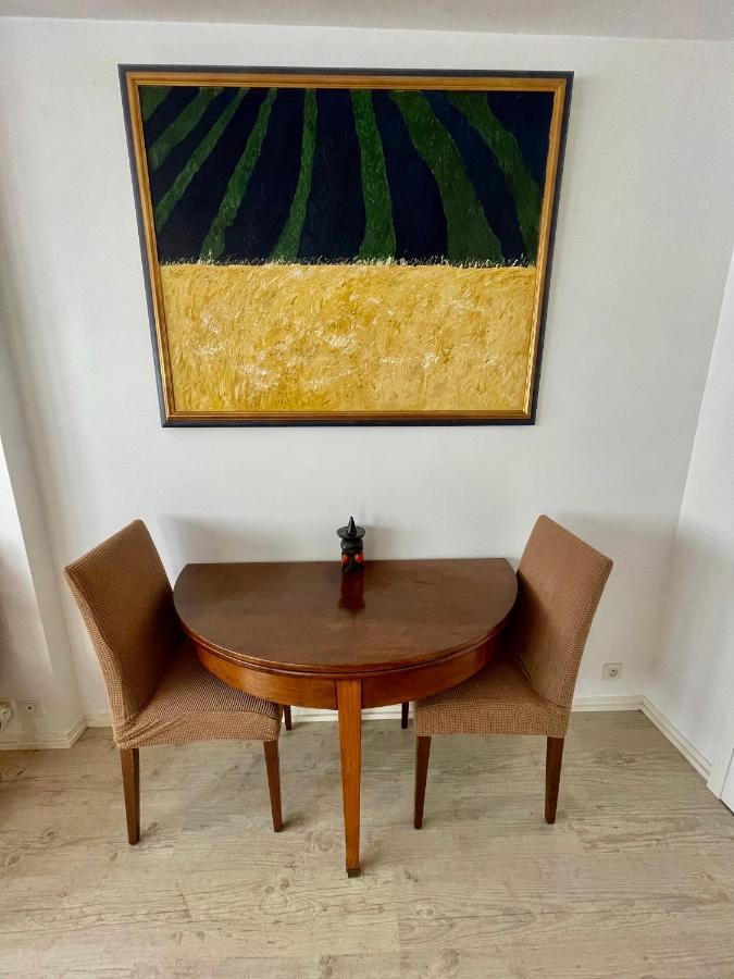 Grand T2 Plein Centre Historique Avec Ascenseur Apartamento San Juan de Luz